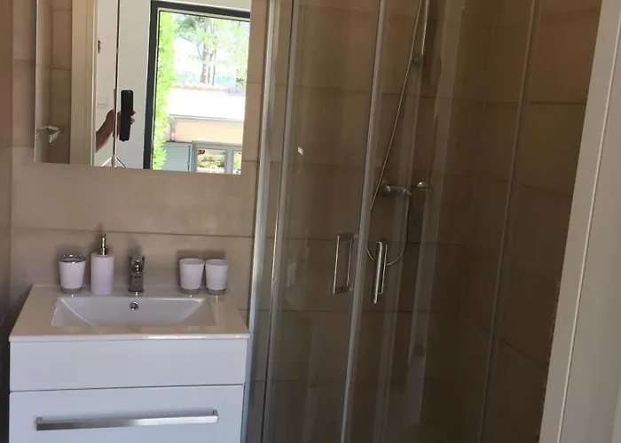 Goldy Villa